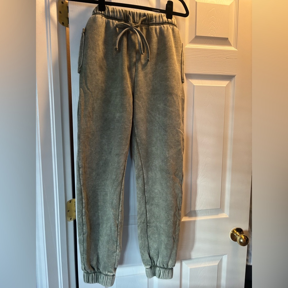 NWOT Zenana Acid Wash Olive Green Joggers